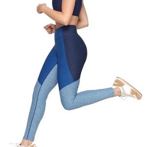 Outdoor voices leggings